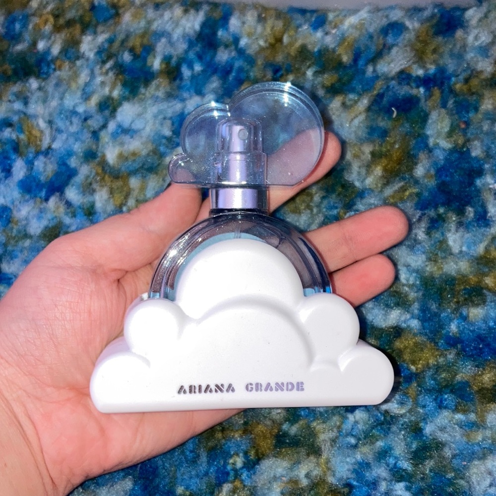 Ariana Grande “Cloud” Perfume ☁️